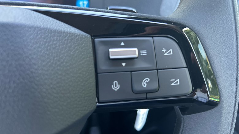 Peugeot Expert E-L2 100kW 75kWh Professional Van Auto